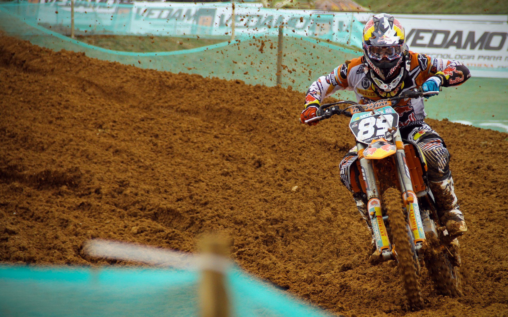 2026年世界杯预选赛激战正酣,多支豪门球队展现强劲实力